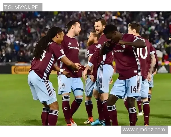 足球明星独特庆祝瞬间的精彩瞬间回顾与解析 足球明星独特庆祝瞬间的精彩瞬间回顾与解析