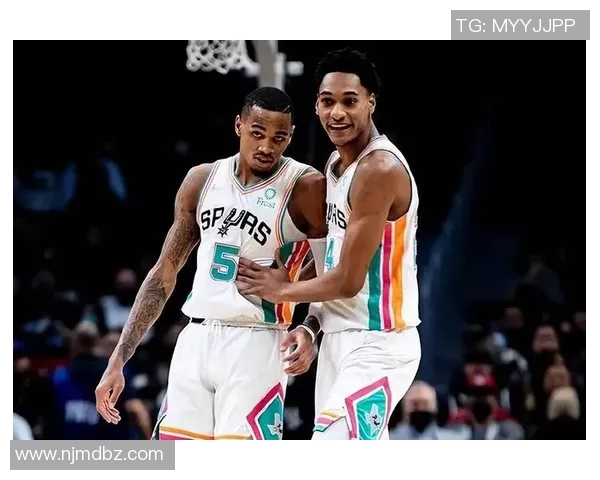 南京篮球队灵活性变革引发热议探索新战术与团队协作的未来发展