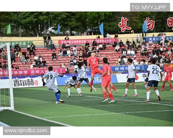 杭州足球队荣登足球状态排行榜第三名展现强劲实力 杭州足球队荣登足球状态排行榜第三名展现强劲实力