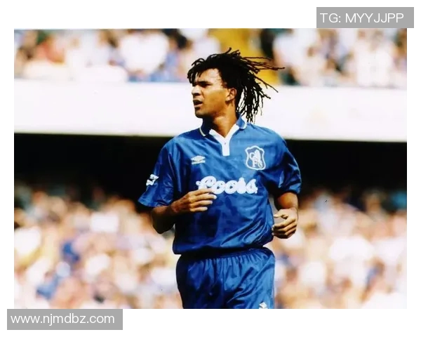 足球传奇古利特高清头像分享与个人生平回顾 足球传奇古利特高清头像分享与个人生平回顾