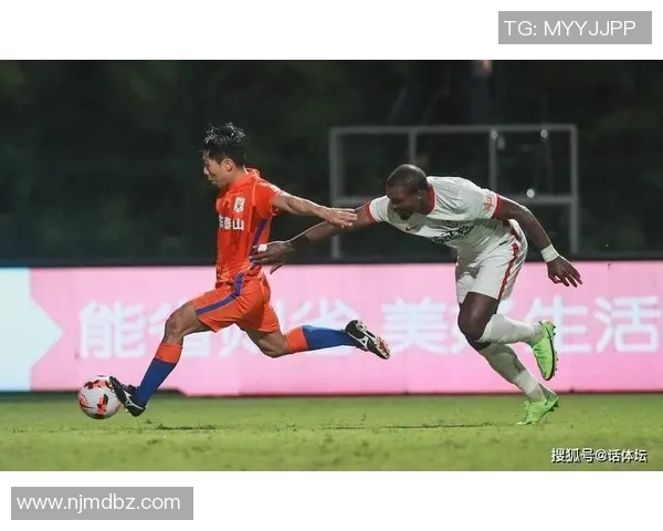 杭州羽毛球队边路渗透战术解析与热点探讨